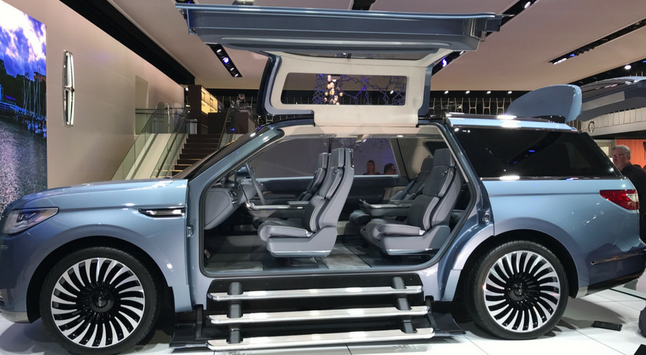 Side interior view of the Lincoln Navigator Concept 2017 at the Detroit ...